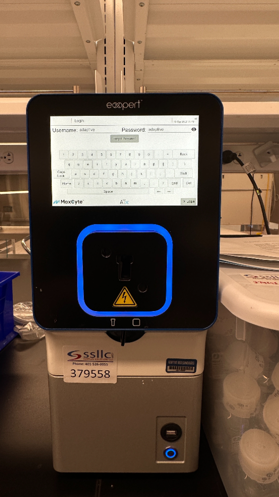 Image of MaxCyte ExPERT ATx Electroporator